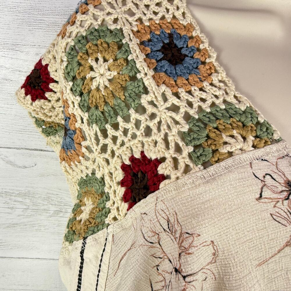 Gimmicks BKE y2k cream crochet granny square women xs cottagecore coquette top - Picture 4 of 10